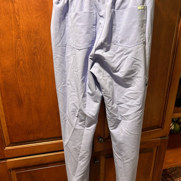 Lilac code nxt scrub set - Picture 7 of 8